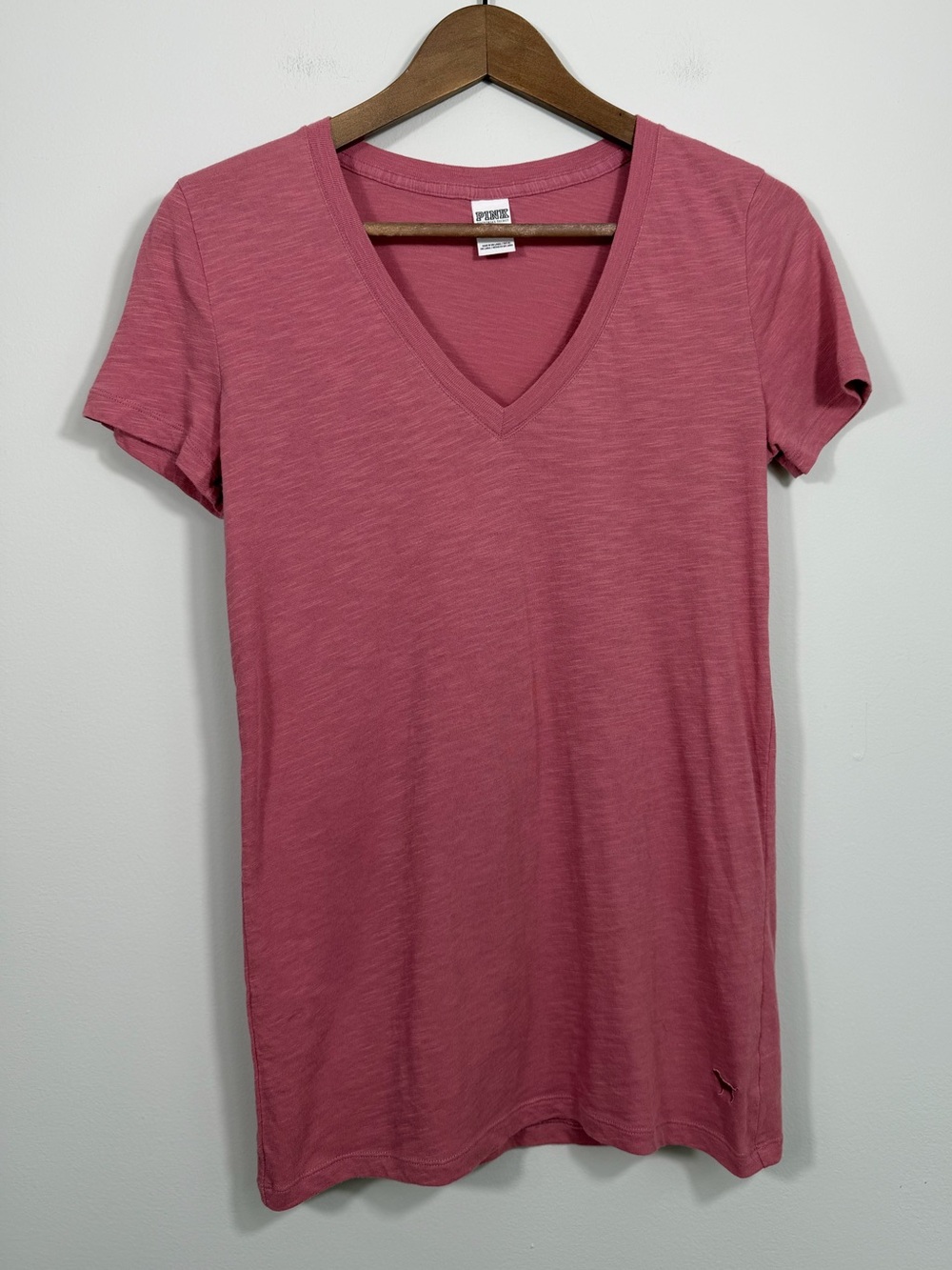 Victoria’s Secret PINK V-Neck Tee Medium Dusty Rose Slub Cotton Logo